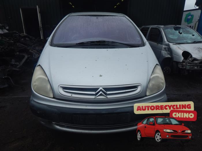 Citroen Xsara Picasso 1.8 16V Épave (2002, Gris)
