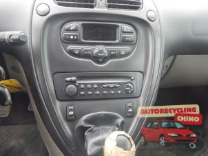 Citroen Xsara Picasso 1.8 16V Épave (2002, Gris)