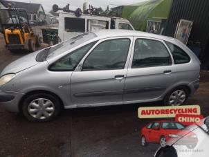 Citroen Xsara Picasso 1.8 16V Épave (2002, Gris)