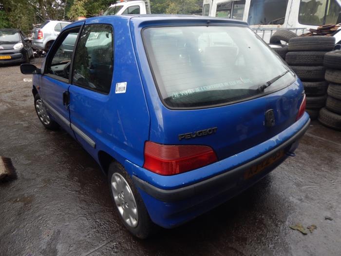 Peugeot 106 II 1.1 XN,XR,XT,Accent Vehículo de desguace (1998, Azul)