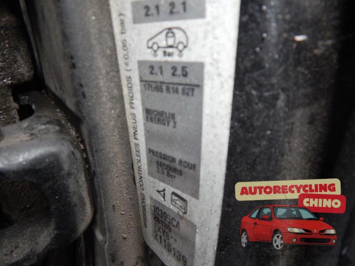 Citroen C3 1.1 Salvage vehicle (2003, Black)