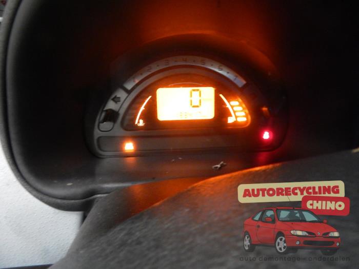Citroen C3 1.1 Salvage vehicle (2003, Black)