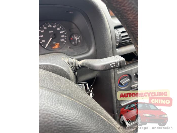 Opel Astra G Caravan 1.6 16V Skrotfordon (1999, BLAUW)