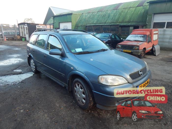 Opel Astra G Caravan 1.6 16V Skrotfordon (1999, BLAUW)