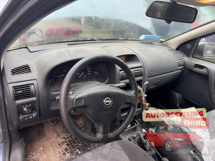 Opel Astra G Caravan 1.6 16V Skrotfordon (1999, BLAUW)