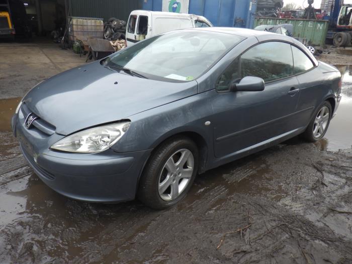 Peugeot 307 CC 2.0 16V Schrottauto (2003, Blau)