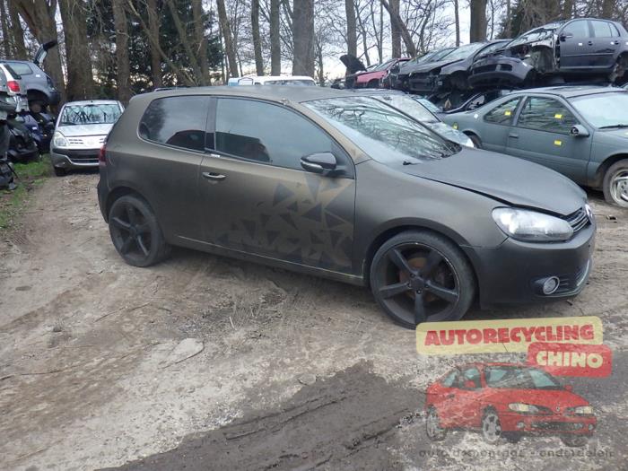 Volkswagen Golf VI 1.4 TSI 122 16V Épave (2009, Gris)