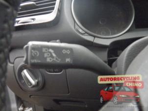 Volkswagen Golf VI 1.4 TSI 122 16V Épave (2009, Gris)