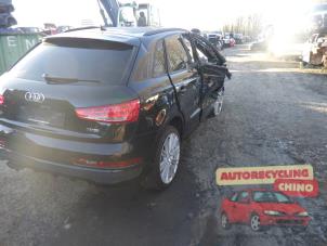 Audi Q3 1.4 45 TFSI e 16V Épave (2018, Noir)