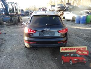 Audi Q3 1.4 45 TFSI e 16V Épave (2018, Noir)