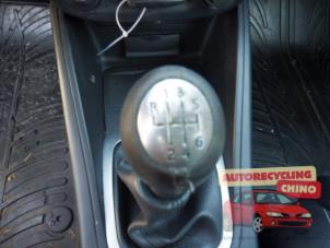 Renault Megane III Berline 1.4 16V TCe 130 Samochód złomowany (2010, Metalik, Niebieski)