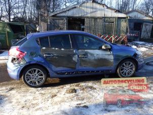 Renault Megane III Berline 1.4 16V TCe 130 Samochód złomowany (2010, Metalik, Niebieski)
