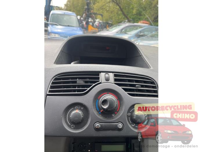 Renault Kangoo Express 1.5 dCi 105 FAP Samochód złomowany (2009, Szary)