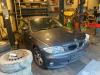 BMW 1 serie 120i 16V Vehículo de desguace (2007, Oscuro, Gris)