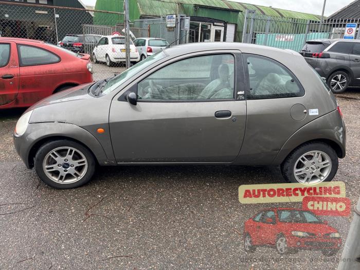 Ford Ka I 1.3i Skrotfordon (2001, BEIGE)