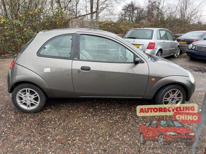 Ford Ka I 1.3i Skrotfordon (2001, BEIGE)