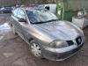 Seat Ibiza III 1.4 16V 75 Skrotfordon (2003, GRIJS)
