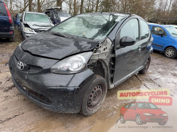 Toyota Aygo 1.0 12V VVT-i Épave (2006, Noir)