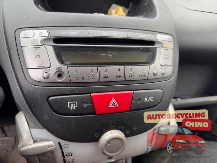 Toyota Aygo 1.0 12V VVT-i Épave (2006, Noir)