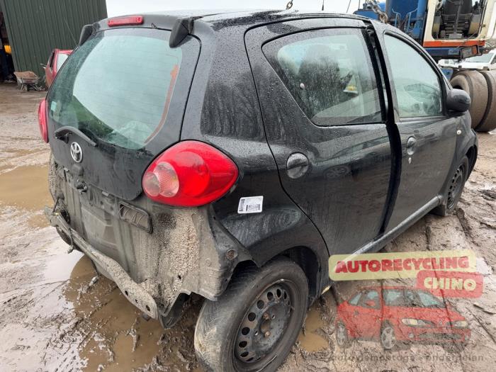 Toyota Aygo 1.0 12V VVT-i Épave (2006, Noir)