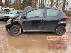 Toyota Aygo 1.0 12V VVT-i Épave (2006, Noir)