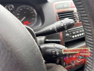 Peugeot 307 1.6 16V Épave (2006, Gris)