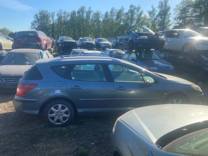 Peugeot 407 SW 1.8 16V Samochód złomowany (2005, Szary)