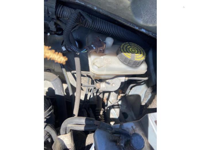Peugeot Partner 2.0 HDI Salvage vehicle (2004)