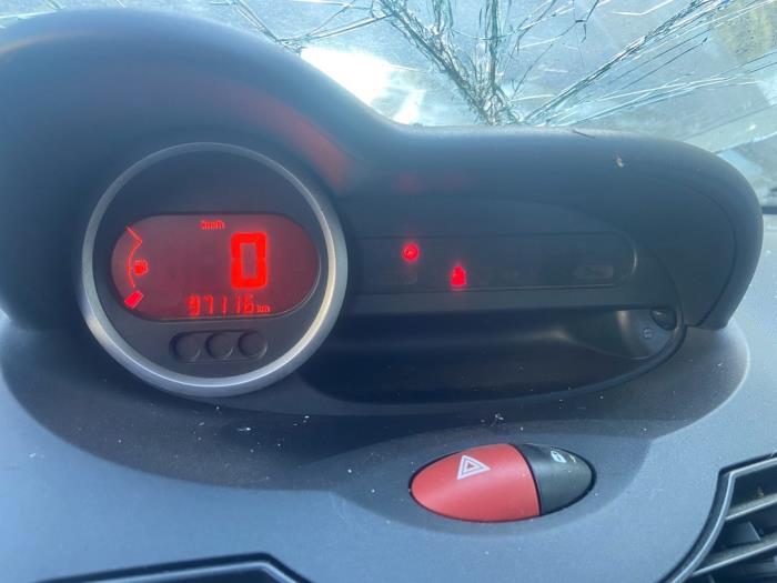 Renault Twingo II 1.2 Samochód złomowany (2008, Niebieski)