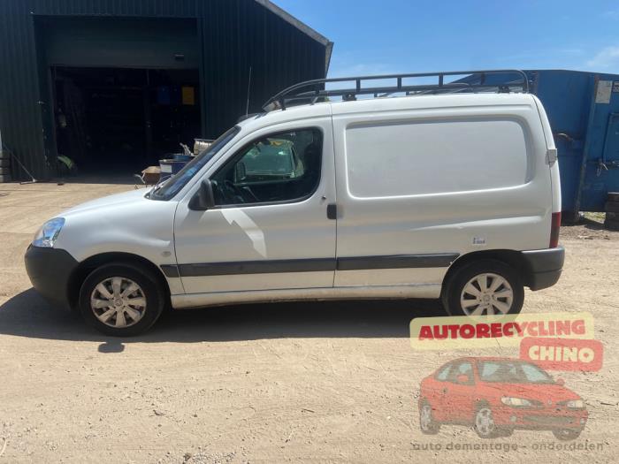 Peugeot Partner 1.9D Salvage vehicle (2005, White)