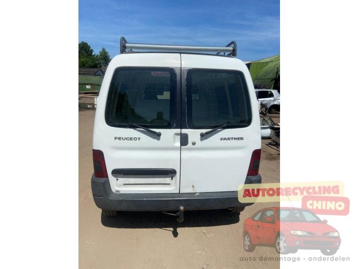 Peugeot Partner 1.9D Salvage vehicle (2005, White)