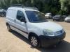 Peugeot Partner 1.9D Salvage vehicle (2005, White)