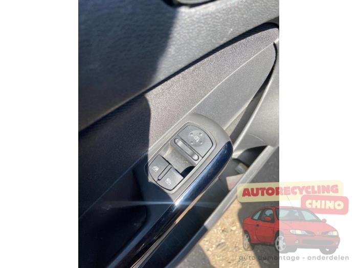 Opel Corsa D 1.4 16V Twinport Skrotfordon (2008, GRIJS)