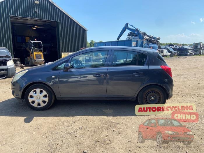 Opel Corsa D 1.4 16V Twinport Skrotfordon (2008, GRIJS)