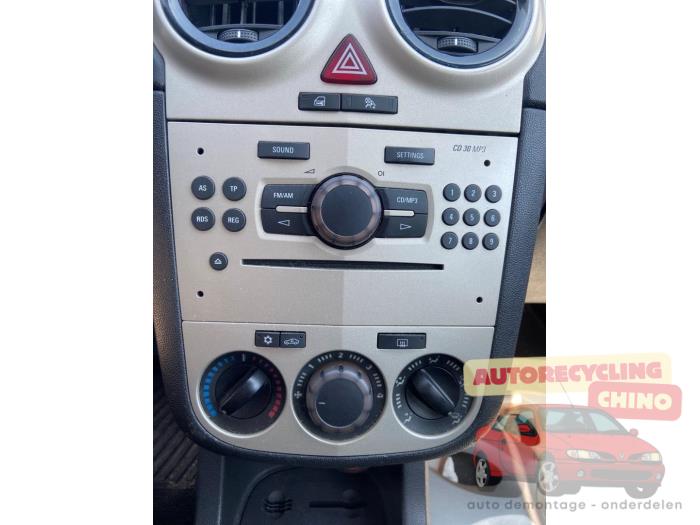 Opel Corsa D 1.4 16V Twinport Skrotfordon (2008, GRIJS)