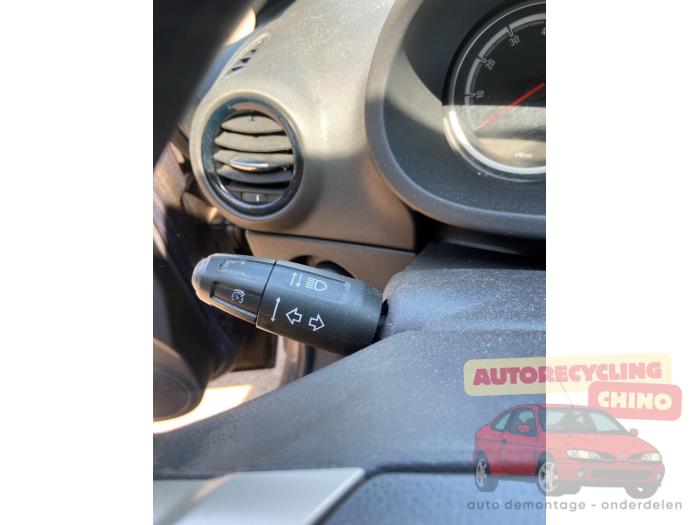 Opel Corsa D 1.4 16V Twinport Skrotfordon (2008, GRIJS)