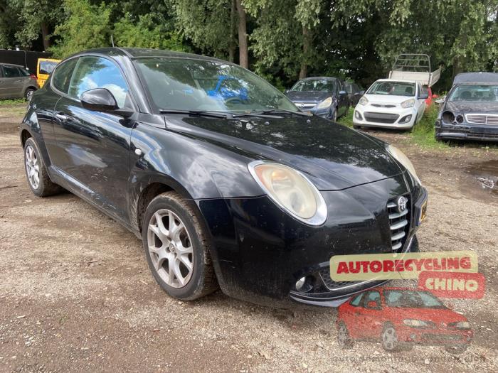 Alfa Romeo MiTo 1.4 16V Vehículo de desguace (2009, Negro)
