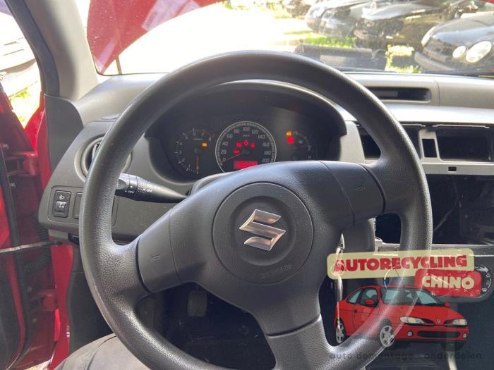 Suzuki Swift 1.3 VVT 16V Épave (2005, Rouge)