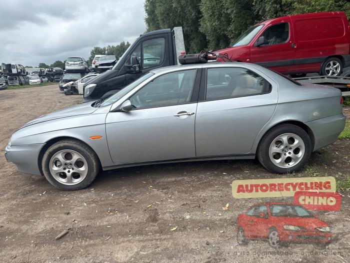 Alfa Romeo 156 1.8 Twin Spark 16V Épave (2003, Gris)