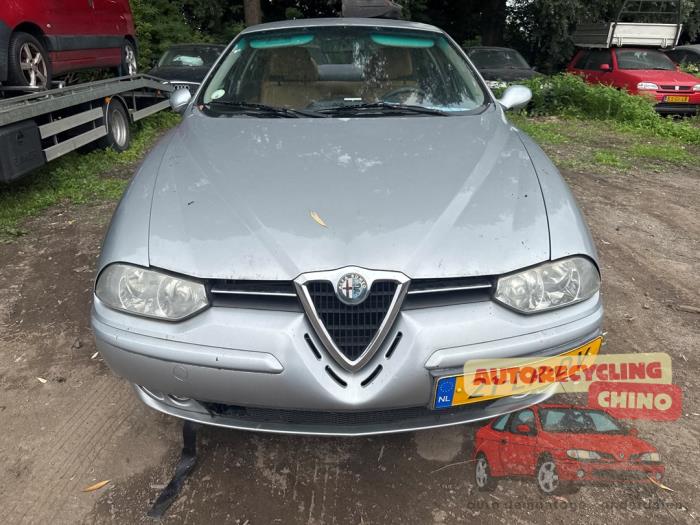 Alfa Romeo 156 1.8 Twin Spark 16V Épave (2003, Gris)