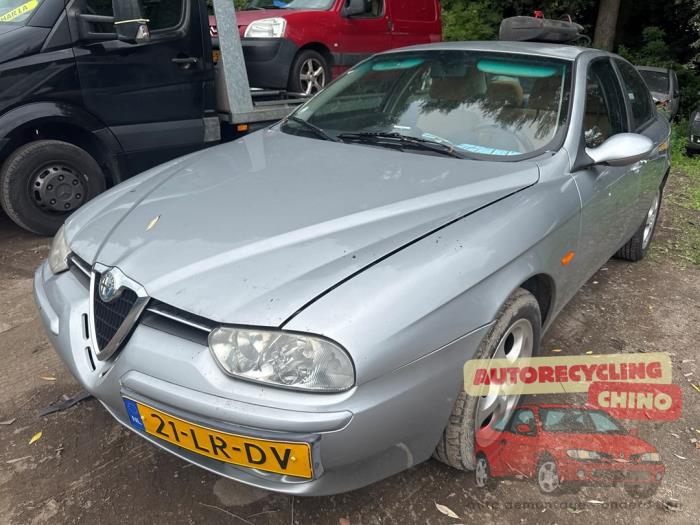 Alfa Romeo 156 1.8 Twin Spark 16V Épave (2003, Gris)