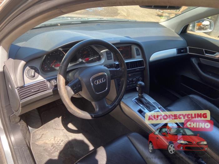 Audi A6 Avant 2.0 T FSI 16V Schnäppchen (2008, Grau)