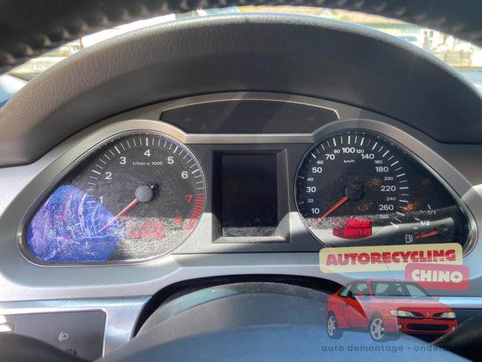 Audi A6 Avant 2.0 T FSI 16V Schnäppchen (2008, Grau)