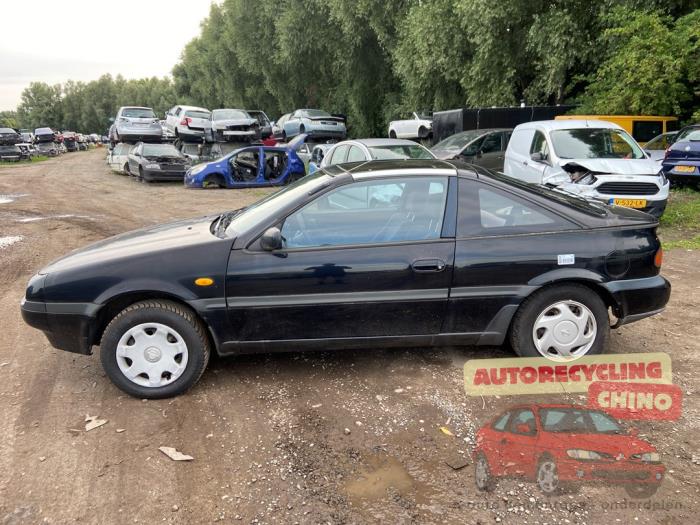 Nissan 100 NX 1.6 16V Schrottauto (1992, Schwarz)
