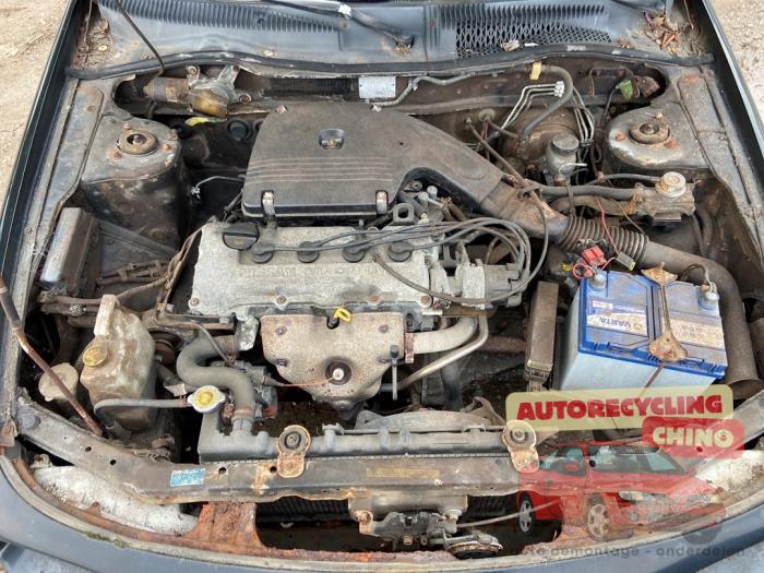 Nissan 100 NX 1.6 16V Schrottauto (1992, Schwarz)