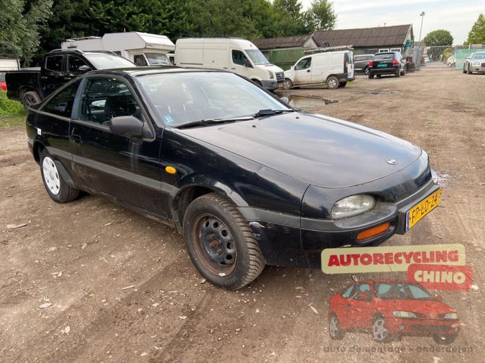Nissan 100 NX 1.6 16V Schrottauto (1992, Schwarz)