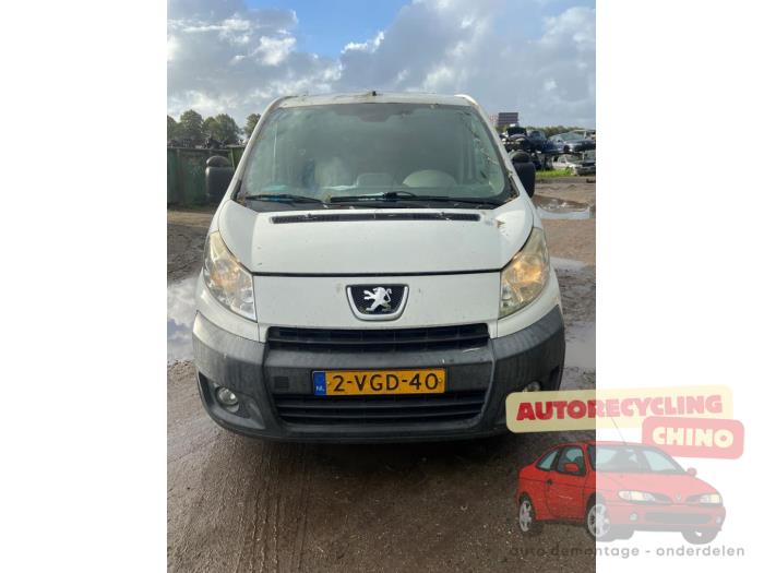 Peugeot Expert 2.0 HDi 120 Épave (2010, Blanc)