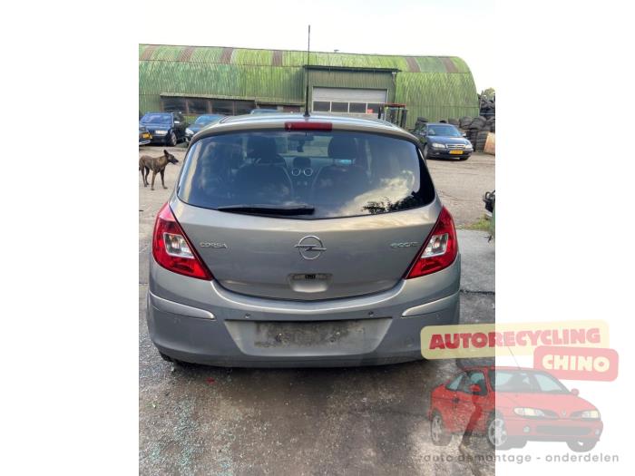 Opel Corsa D 1.3 CDTi 16V ecoFLEX Vehículo de desguace (2010, Marrón)