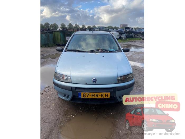 Fiat Punto II 1.2 16V Vehículo de desguace (2001, Azul)