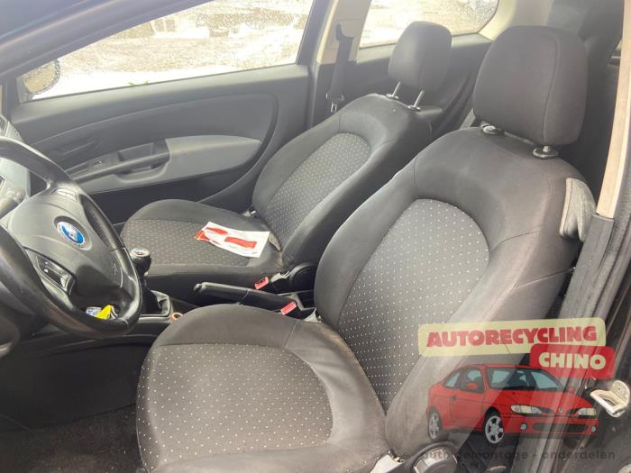 Fiat Grande Punto 1.4 Schrottauto (2006, Schwarz)